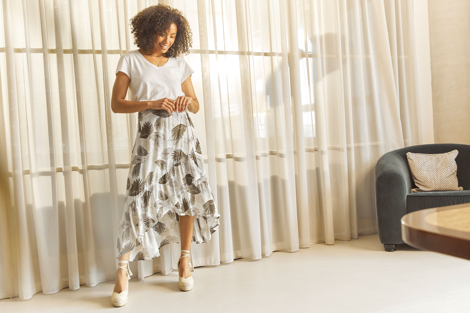 TROPICAL PRINT WRAP FRONT MIDI SKIRT