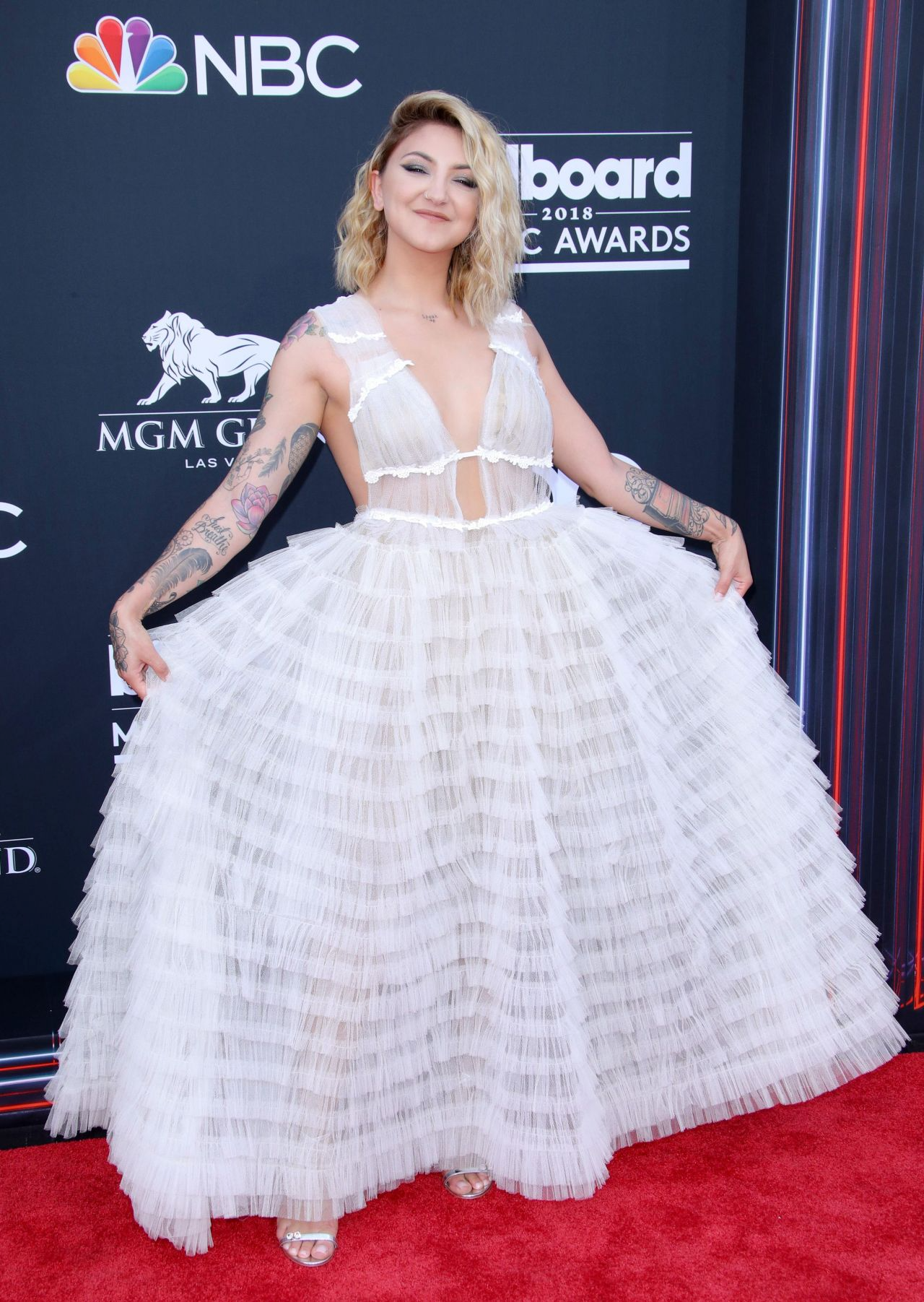 Julia Michaels - 2018 Billboard Music Awards in Las Vegas • CelebMafia