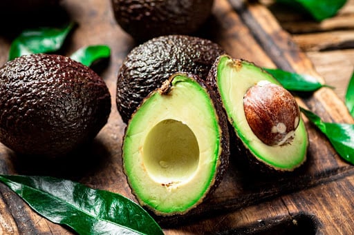 Avocados are one of the best foods for early pregnancy.