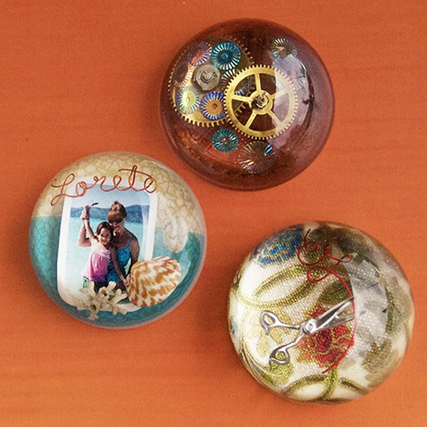 Resin Crafting cabochons collage mixed media paperweight