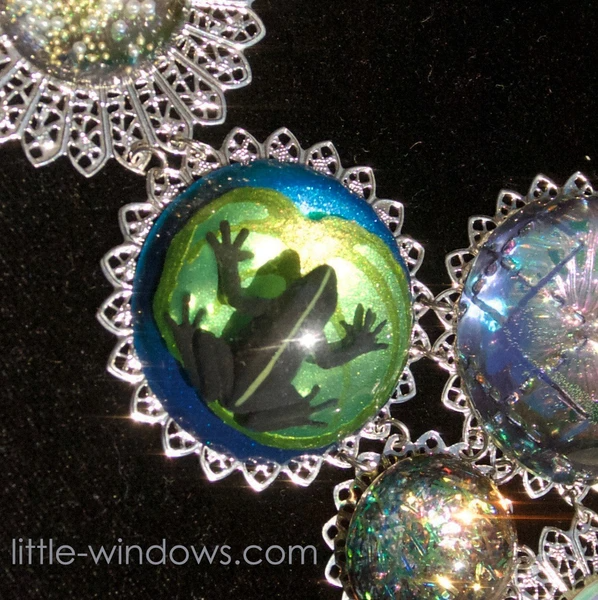 resin layers crafting cabochon jewelry necklace frog acrylic paint