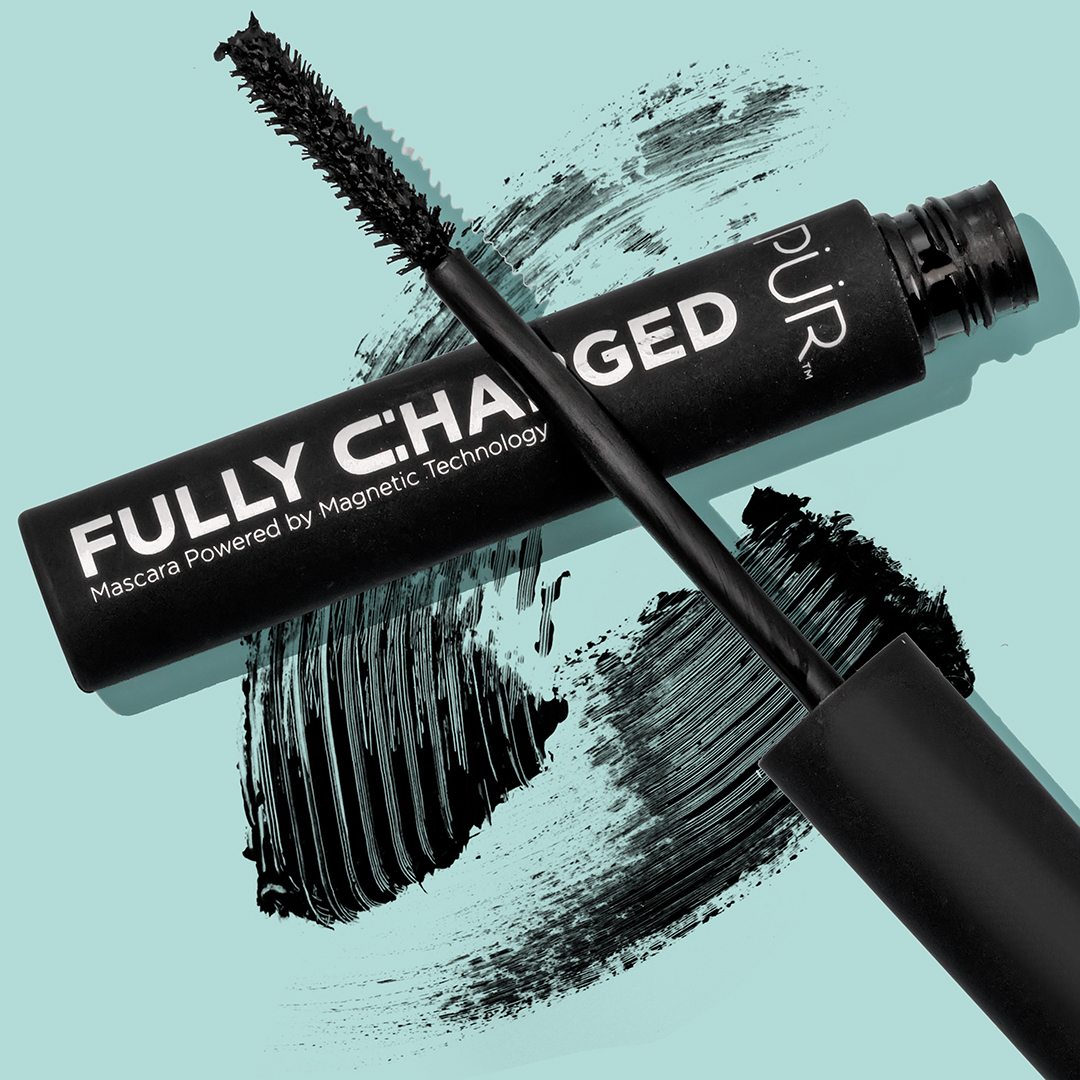 “To prevent drying out the mascara, do not pump wand. Replace every 3 months."
- PÜR Educator
