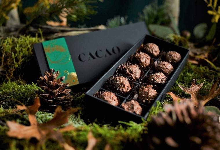 Artisan Milk Chocolate Truffles with soft cookie butter centre