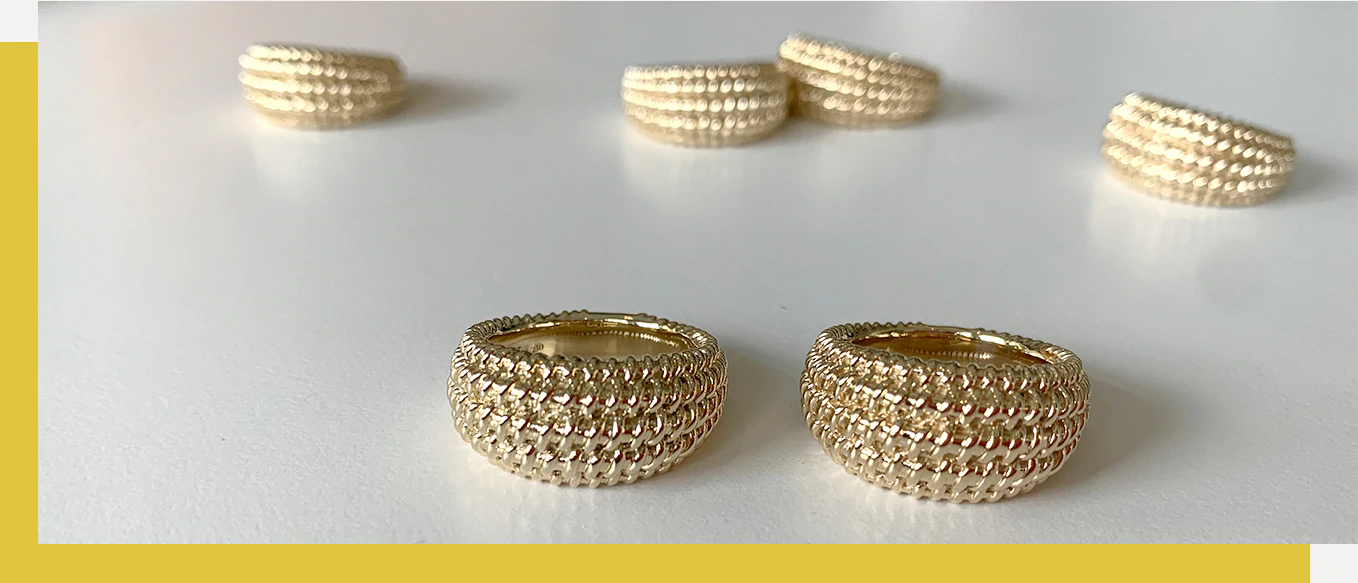 bombshell stitch rings in gold