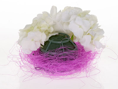 Break the hydrangea into clusters and insert them into the IGLU to create a cloud.