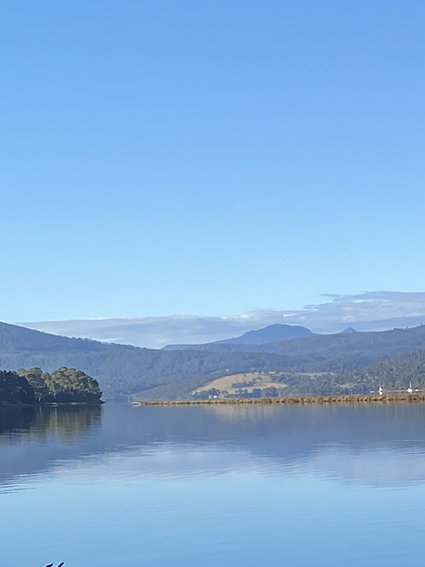 HUON RIVER AT GLAZIERS BAY