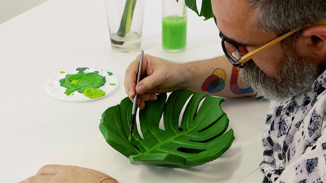 Create a Monstera leaf bowl with air dry clay – Mont Marte Global