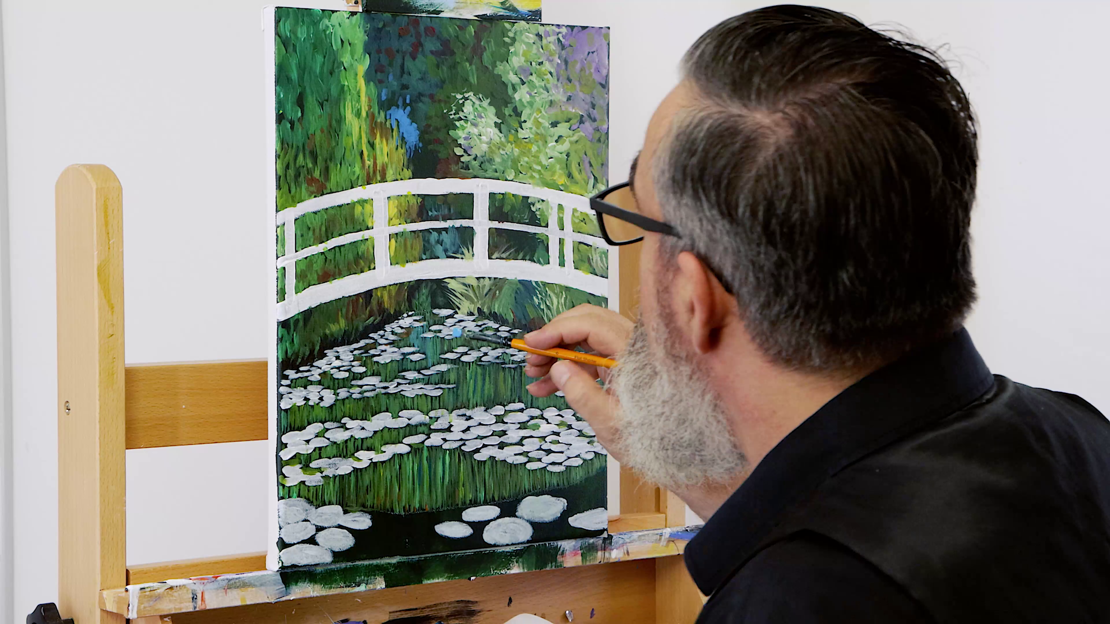 How to paint like Monet: bridge over a pond of water lilies in acrylic –  Mont Marte Global