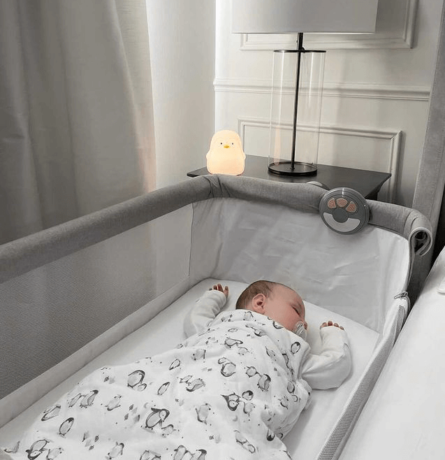 What's The Safest Room Temperature For a Baby?